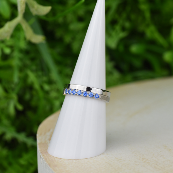 Bague-bleu-fonce-argent-Naomi