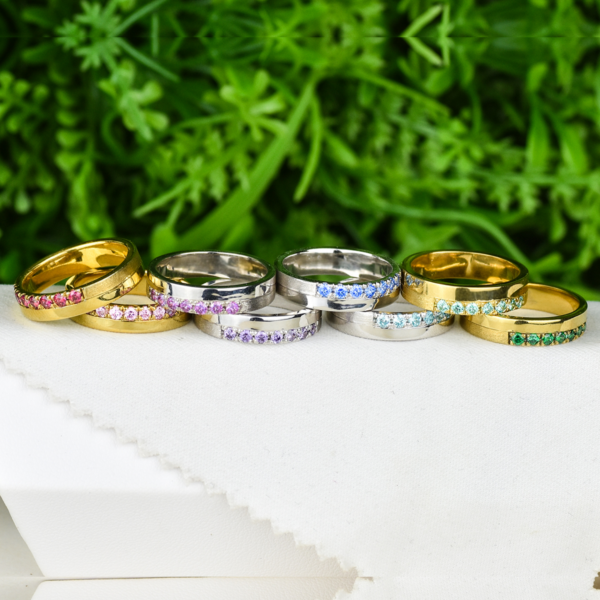 Bague-mauve-vert-bleu-rouge-Naomi